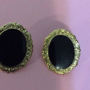 Vintage earrings jewelry black and gold 1”